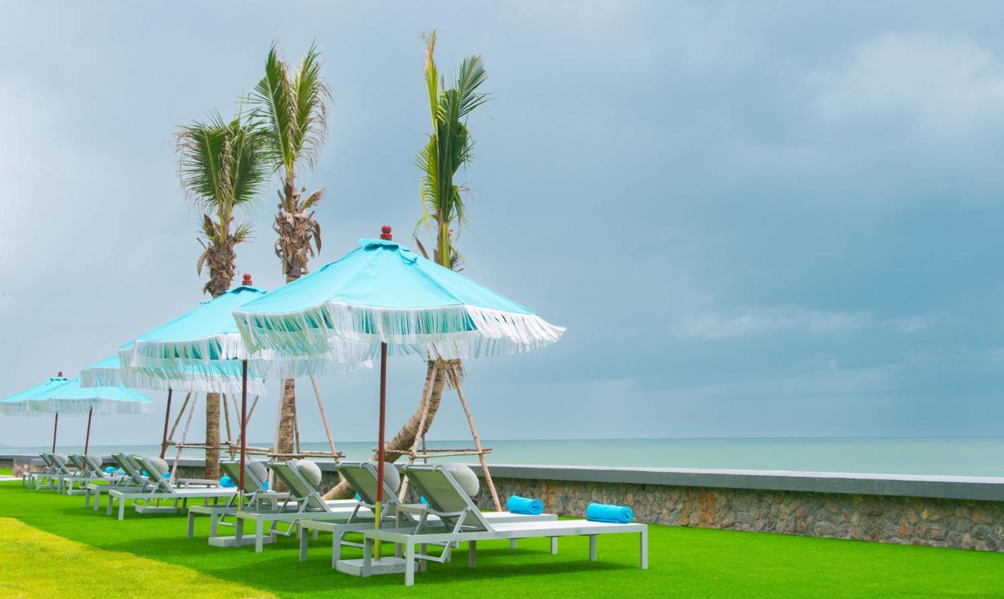 Aviyana Hua Hin Hotel Cha-Am Exterior photo