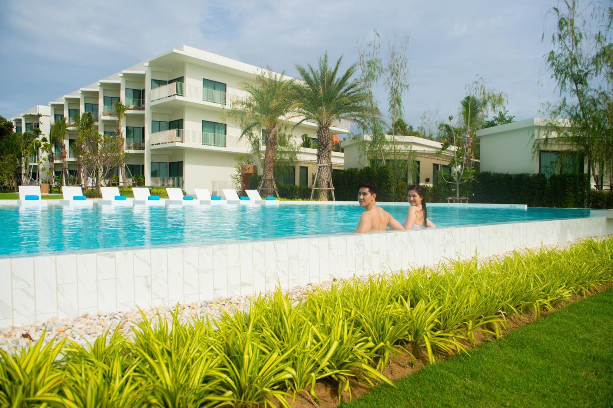 Aviyana Hua Hin Hotel Cha-Am Exterior photo
